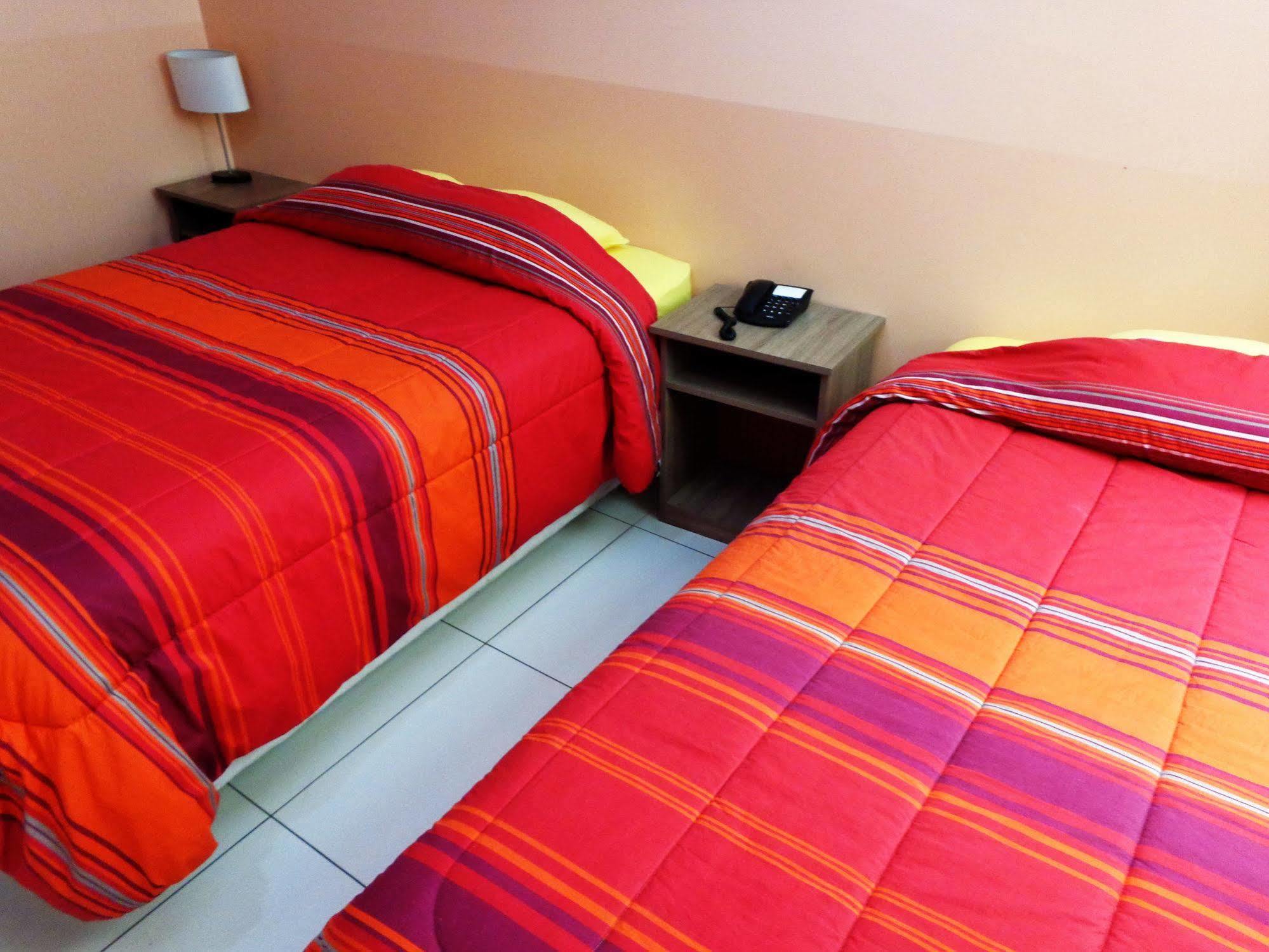 Hotel Challaca Ика Екстериор снимка